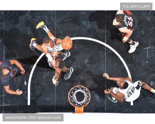 文班亚马25分8篮板4盖帽展现攻防一体，马刺112比103力克魔术